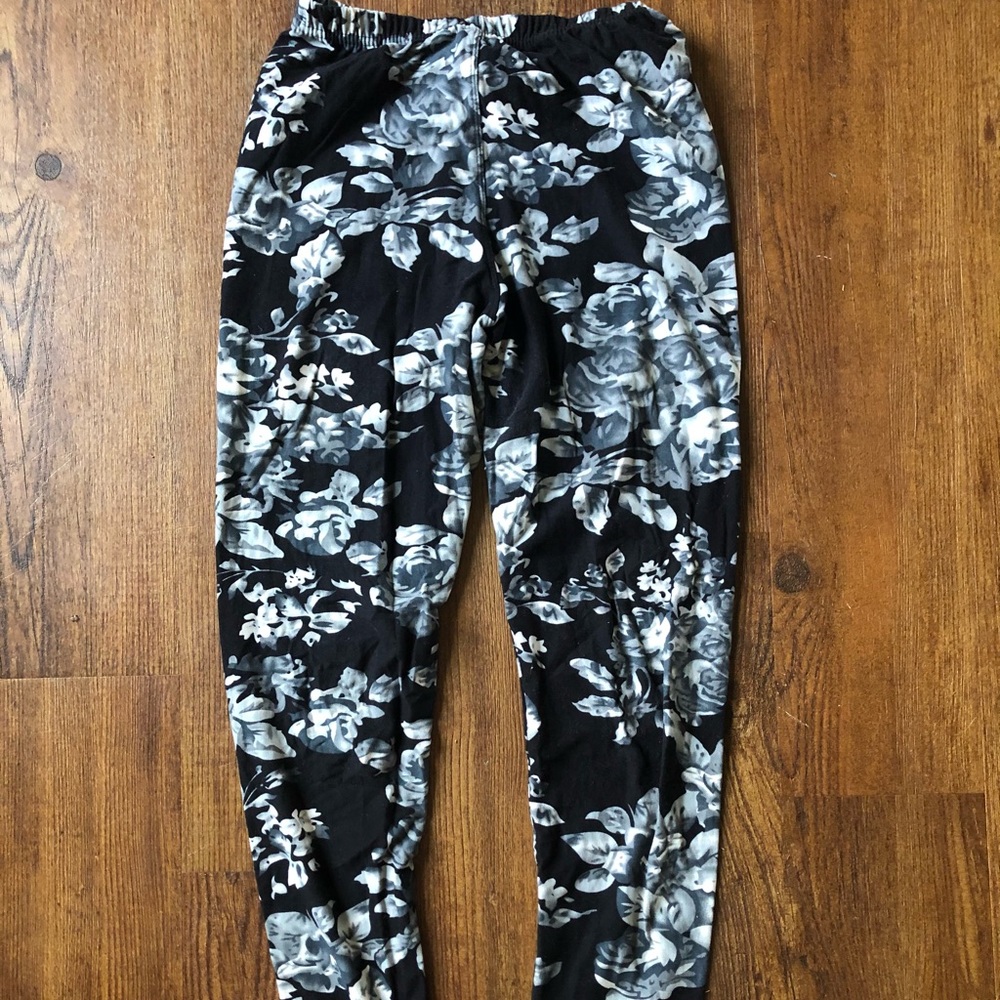 Agnes and Dora floral leggings (s/m)